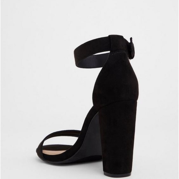 Brand new never been worn black two strap tapered heel 4 inch size 12 wide - Picture 4 of 5